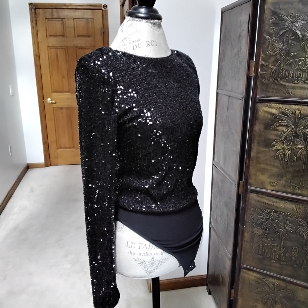 Express bodysuit - Picture 2 of 5